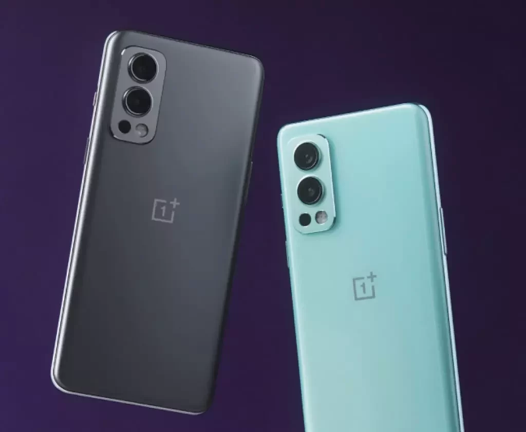 OnePlus Nord 2 5G 2 mobiles showing back side in two different colors 