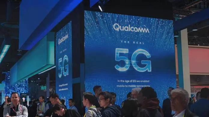 Qualcomm Poster mentioning 5G